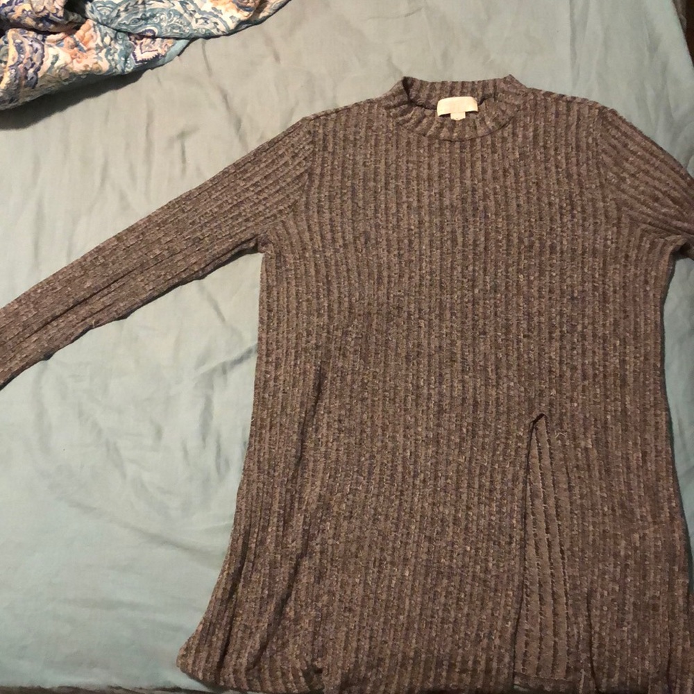 Long sleeve thin top